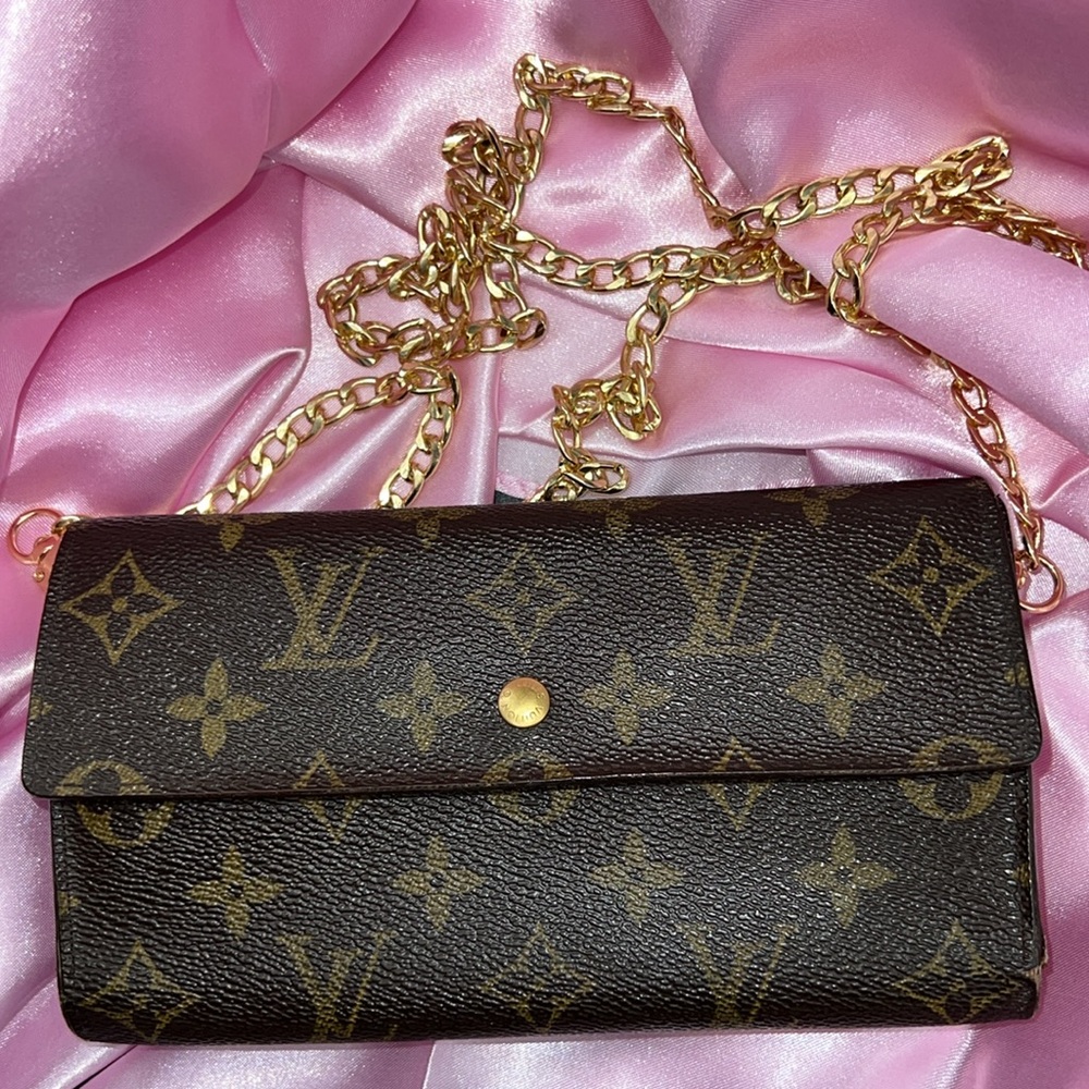 AUTHENTIC✨Louis Vuitton Brown and Gold Monogram Wallet / Clutch - Picture 4 of 15